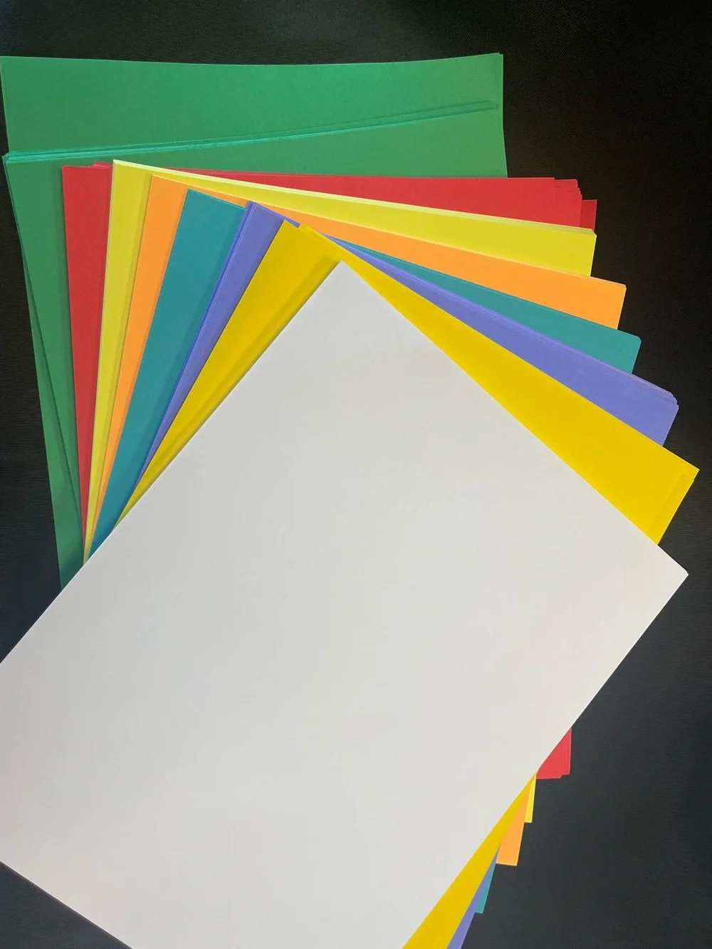 Assorted Colored Copy Paper 200 Sheets - Multi Color 8x11 New